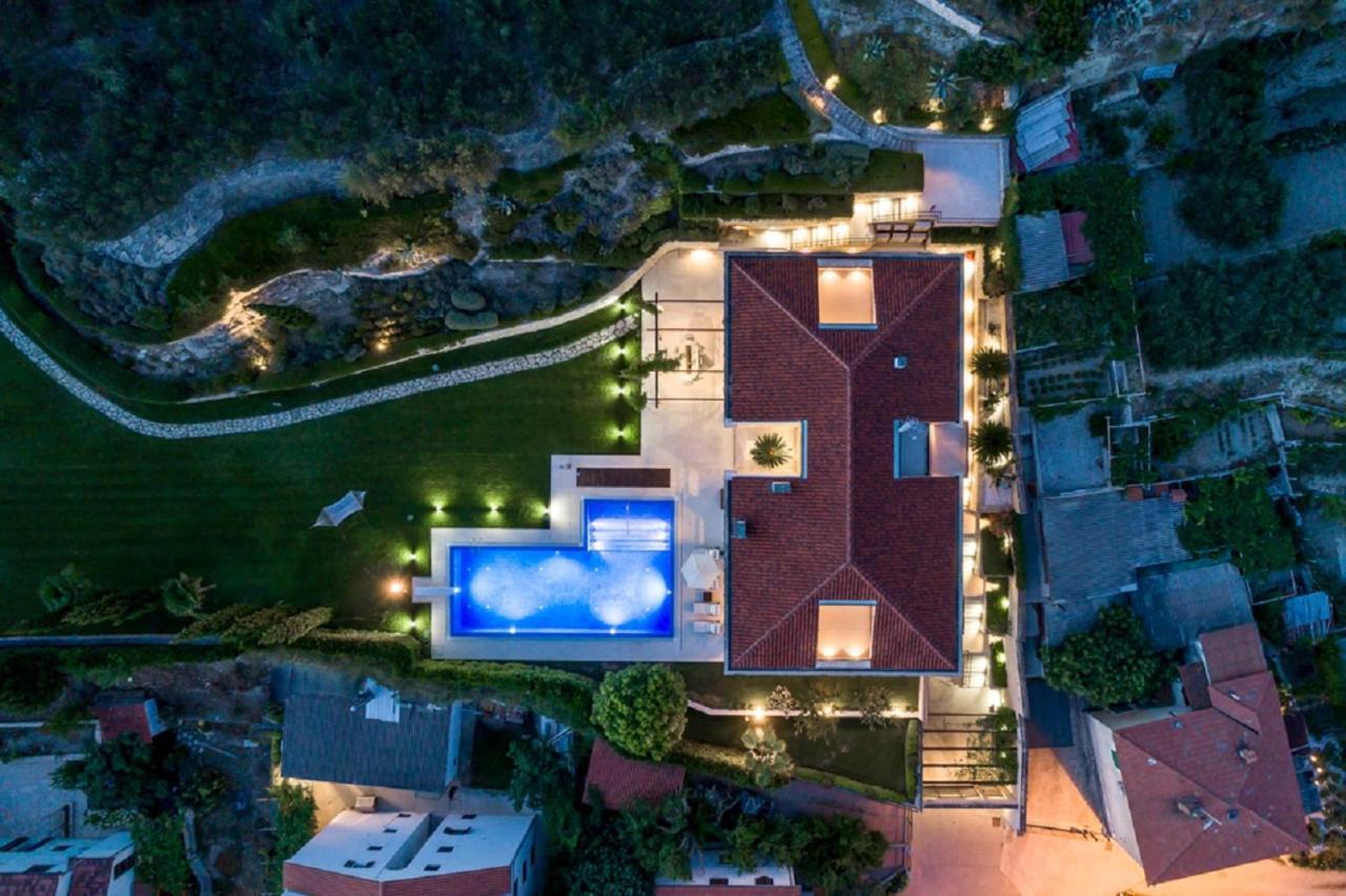 Exclusive Villa Marnano - Split Center Экстерьер фото